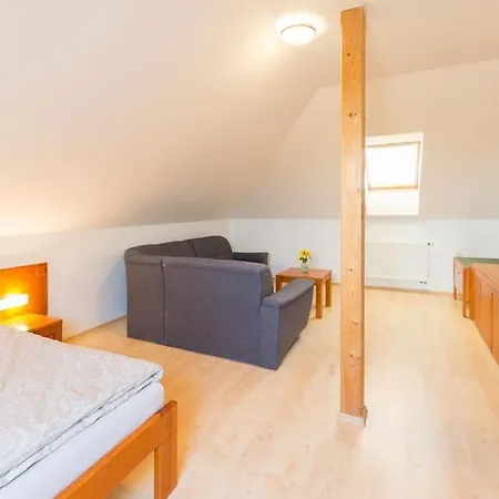 Na Helstyne Apartment Frenstat pod Radhostem Exterior photo